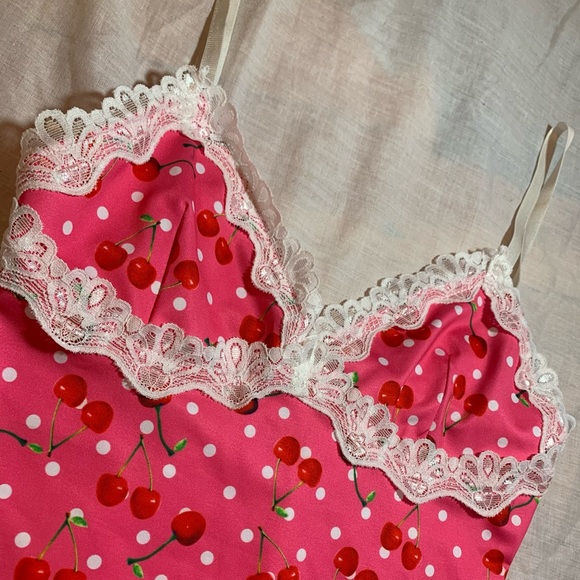 *°:⋆ₓₒ pink bodycon dress with cherry print ₓₒ⋆:°* - Picture 2 of 4